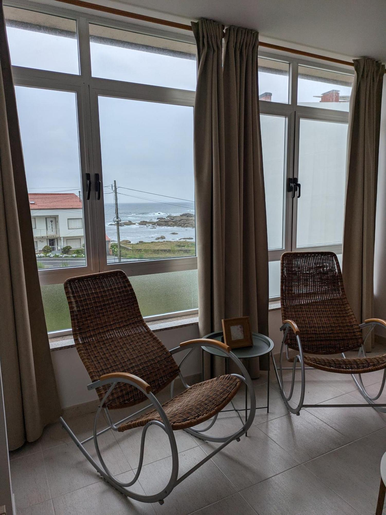 Apto En Muxia Con Vistas Al Mar Saude Doce Luaran gambar